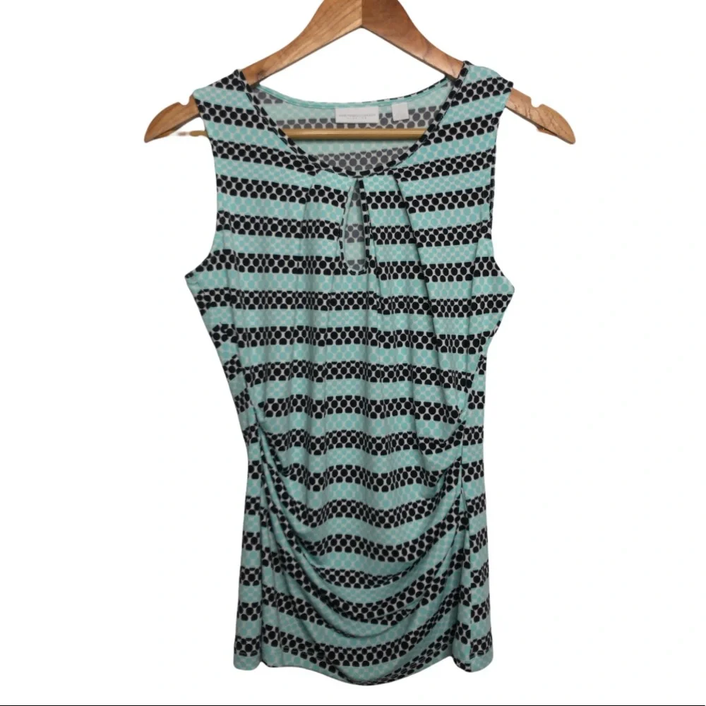 New York & Company Green Polka Dot Sleeveless Top XS NEW - Picture 8 of 8